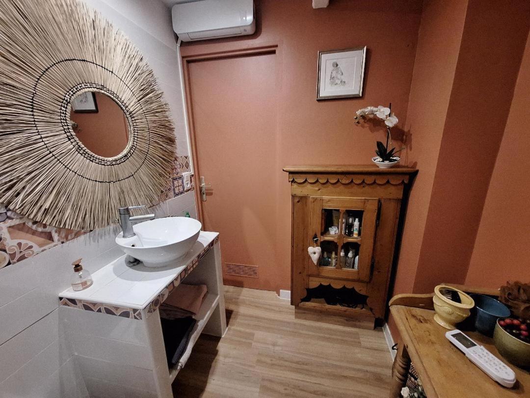 La Cartagene - Chambre Double Calvisson Kültér fotó
